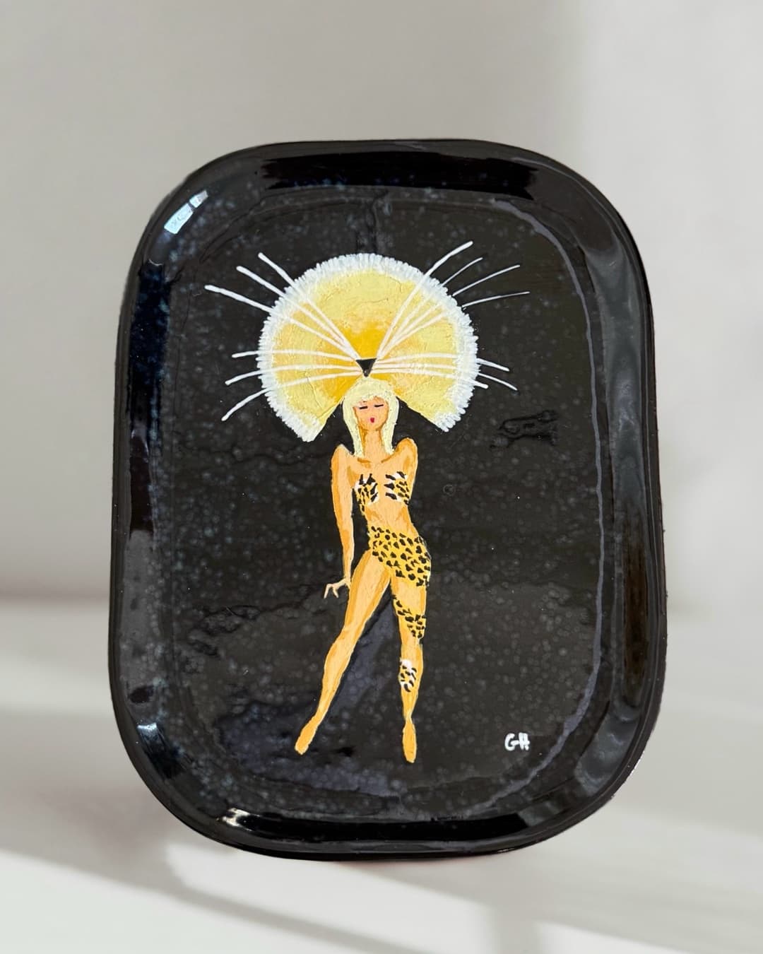 Acrylique sur terre cuite